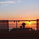 Panoramameerblicksuite Direkt Am Strand, Garage Wlan, Aufzug, Smarttv,Bettwaesche,Handtuecher, Netflix Uvm