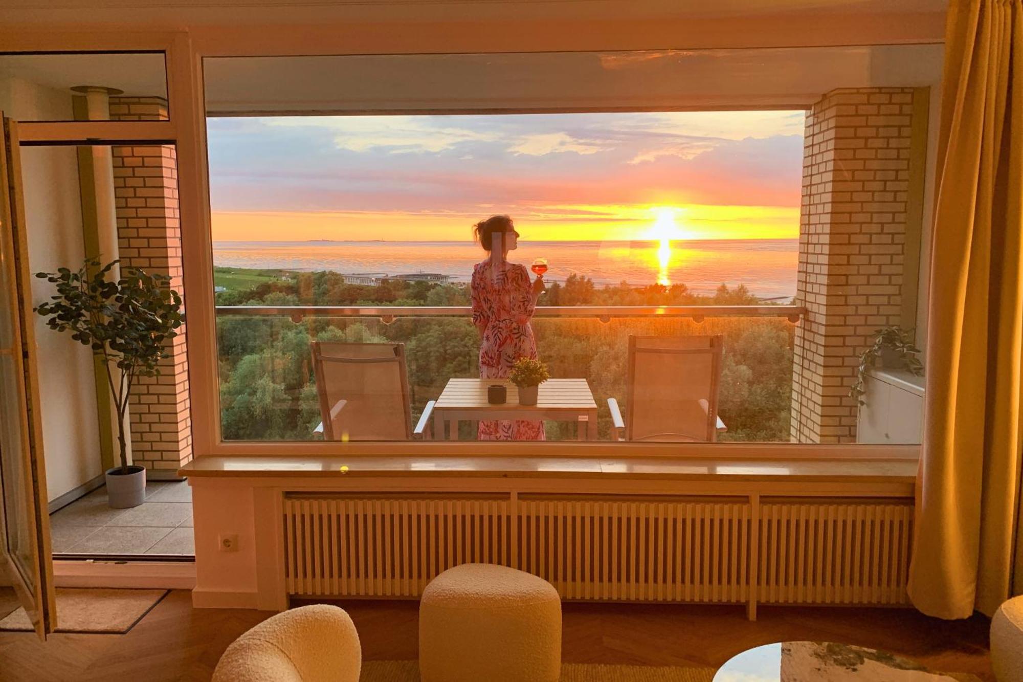 Panoramameerblicksuite Direkt Am Strand, Garage Wlan, Aufzug, Smarttv,bettwaesche,handtuecher, Netflix Uvm Cuxhaven