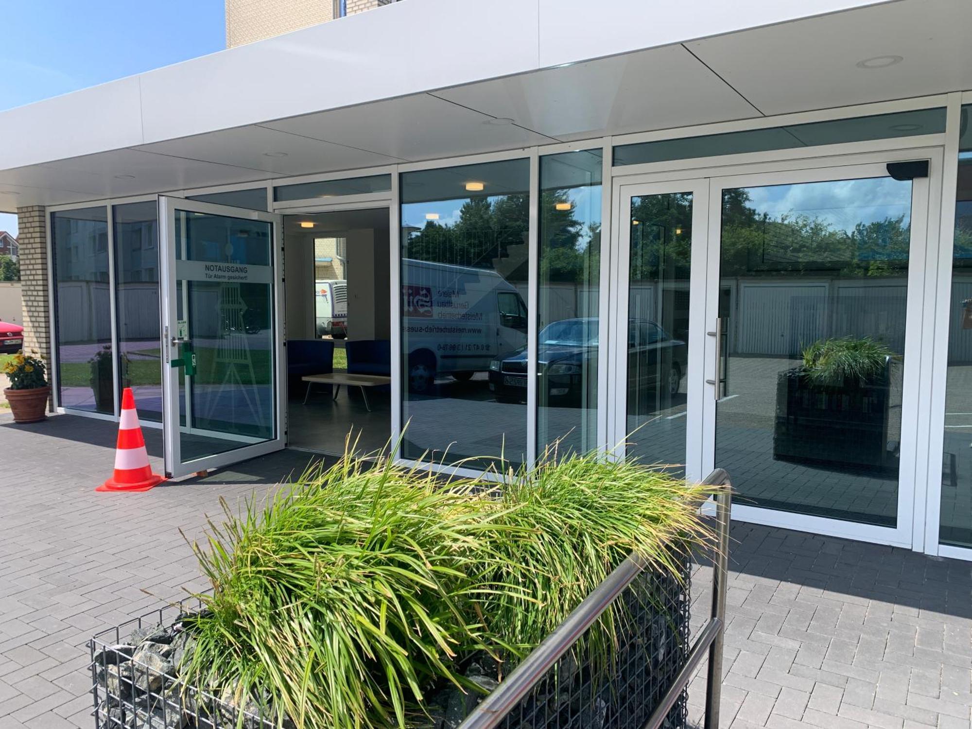 Panoramameerblicksuite Direkt Am Strand, Garage Wlan, Aufzug, Smarttv,bettwaesche,handtuecher, Netflix Uvm Cuxhaven